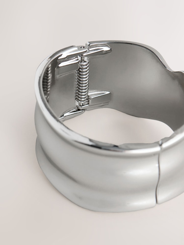 Silver Tone Wide Hinged Bangle - Image 2 of 5