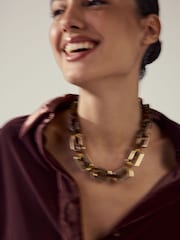 Tortoiseshell Brown Resin Link Necklace - Image 2 of 7