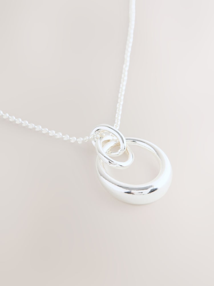 Silver Tone Interlocking Circle Pendant Necklace - Image 4 of 5