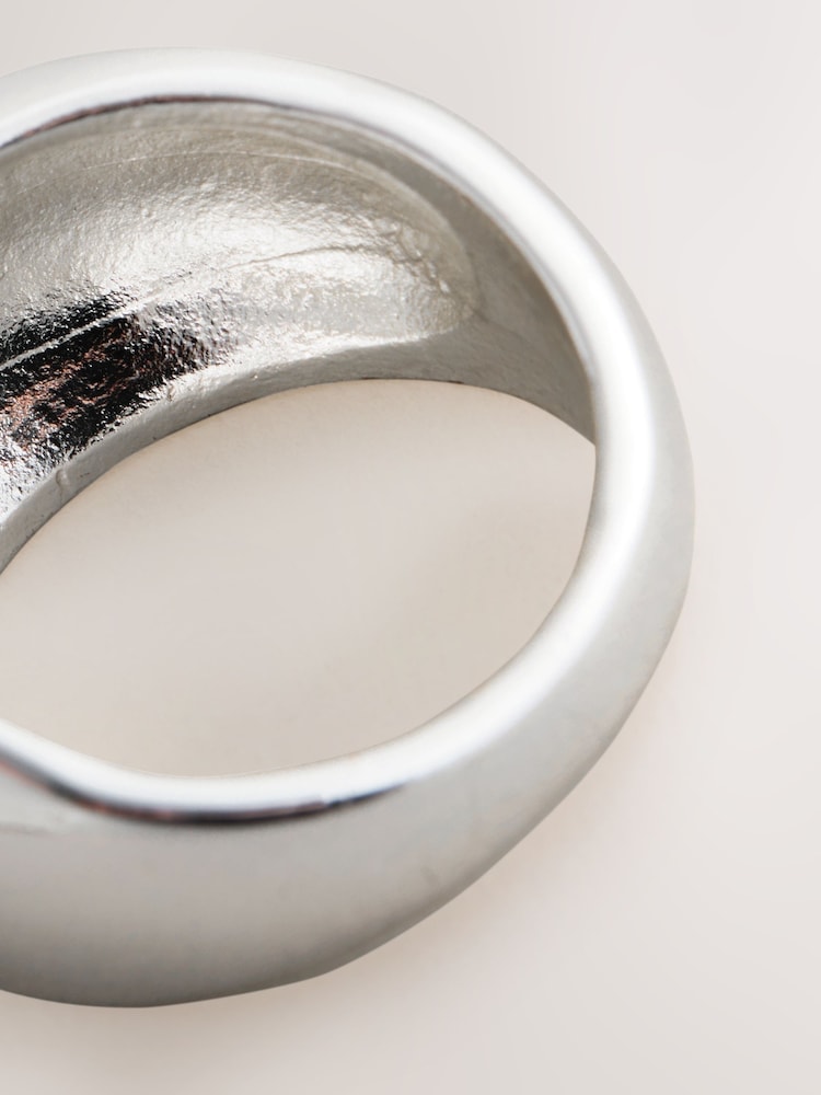 Silver Tone Chunky Domed Ring - Image 2 of 3