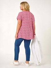 Roman Curve Pleat Front Printed Stretch Top - Image 3 of 5