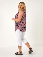 Roman Red Curve Textured Leaf Print Vest Top - Image 3 of 5
