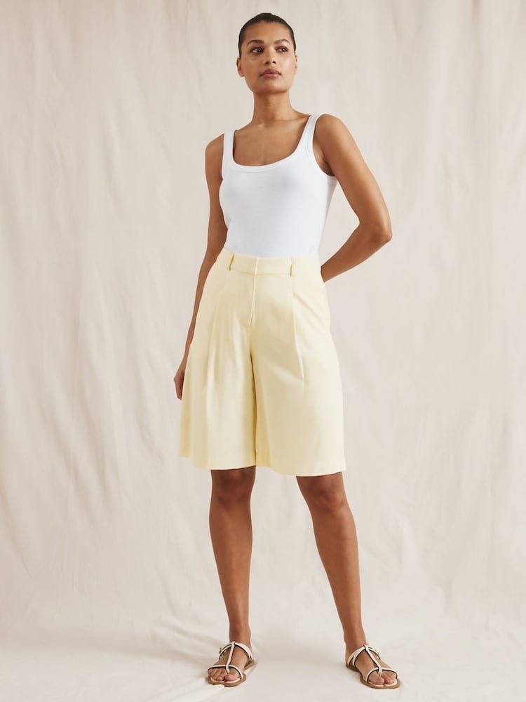 Albaray Cream Tailored Shorts - صورة 1 من 6