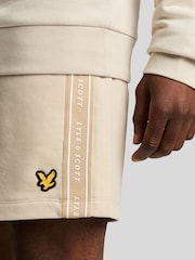 Lyle & Scott Tape Shorts - Изображение 2 из 5