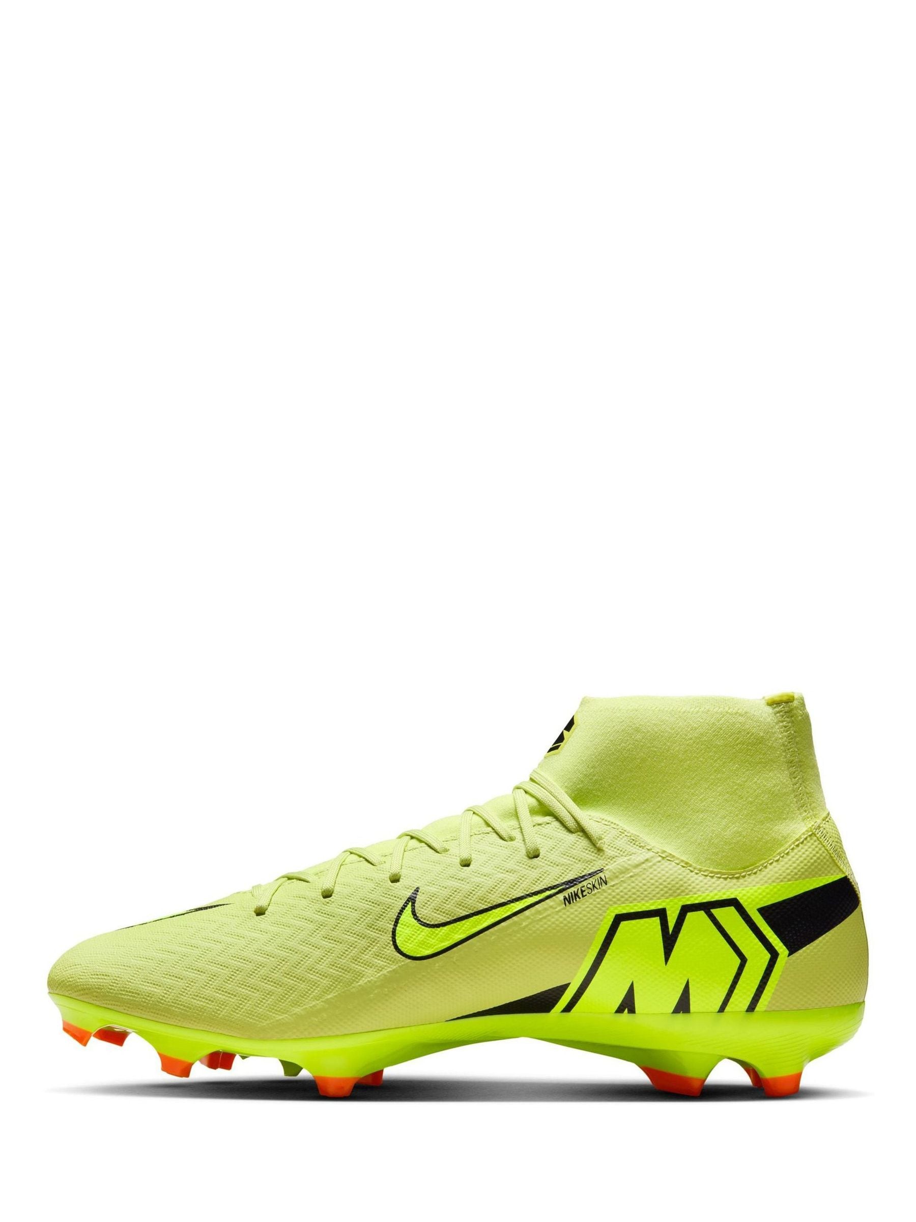 green nike mercurial superfly