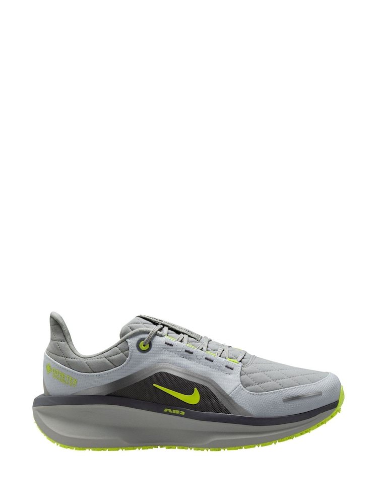 Nike Grey Winflo 11 GORE-TEX Road Running Trainers - Image 1 of 4