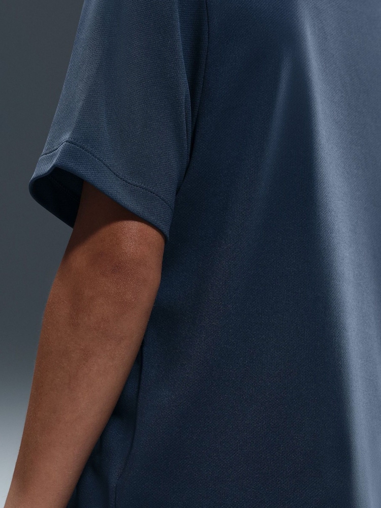 Nike Midnight Navy Dri-FIT Short Sleeve T-Shirt - Image 5 of 5 Nike Midnight Navy Dri-FIT Short Sleeve T-Shirt - Image 5 of 5