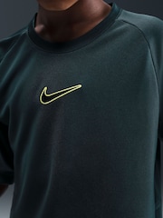Nike Green Academy Dri-FIT Short-Sleeve Football Top - Image 9 of 16