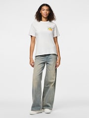 PIECES White Graphic Back Print 100% Cotton T-Shirt - Image 2 of 3