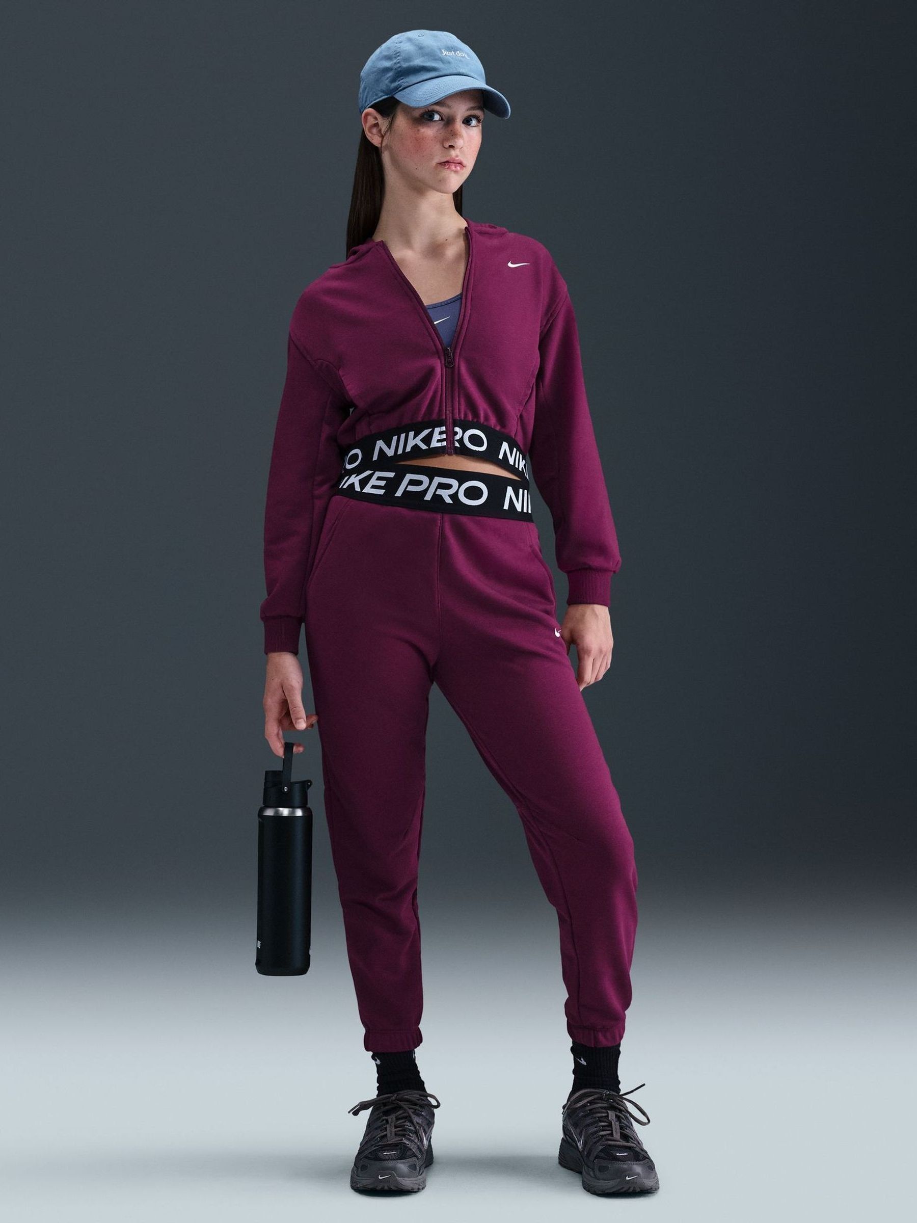 nike crop tracksuit