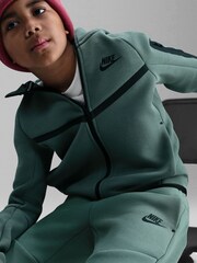 Nike Clay Green Tech Fleece Joggers - Image 8 of 9