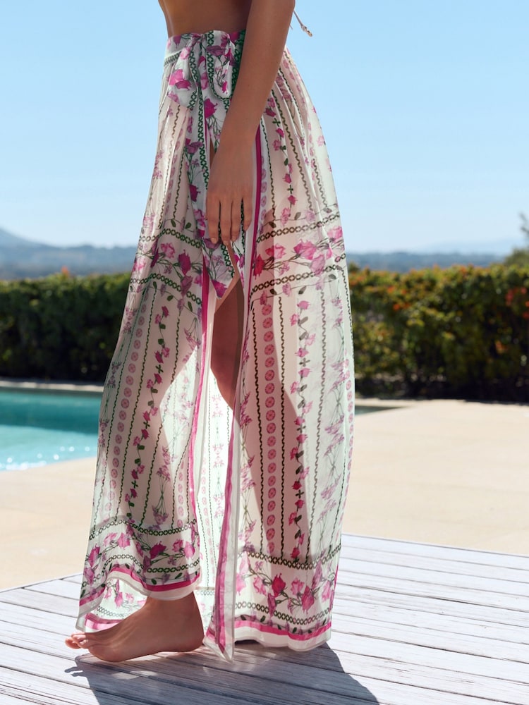 White Floral Lightweight Sarong - Image 2 of 4
