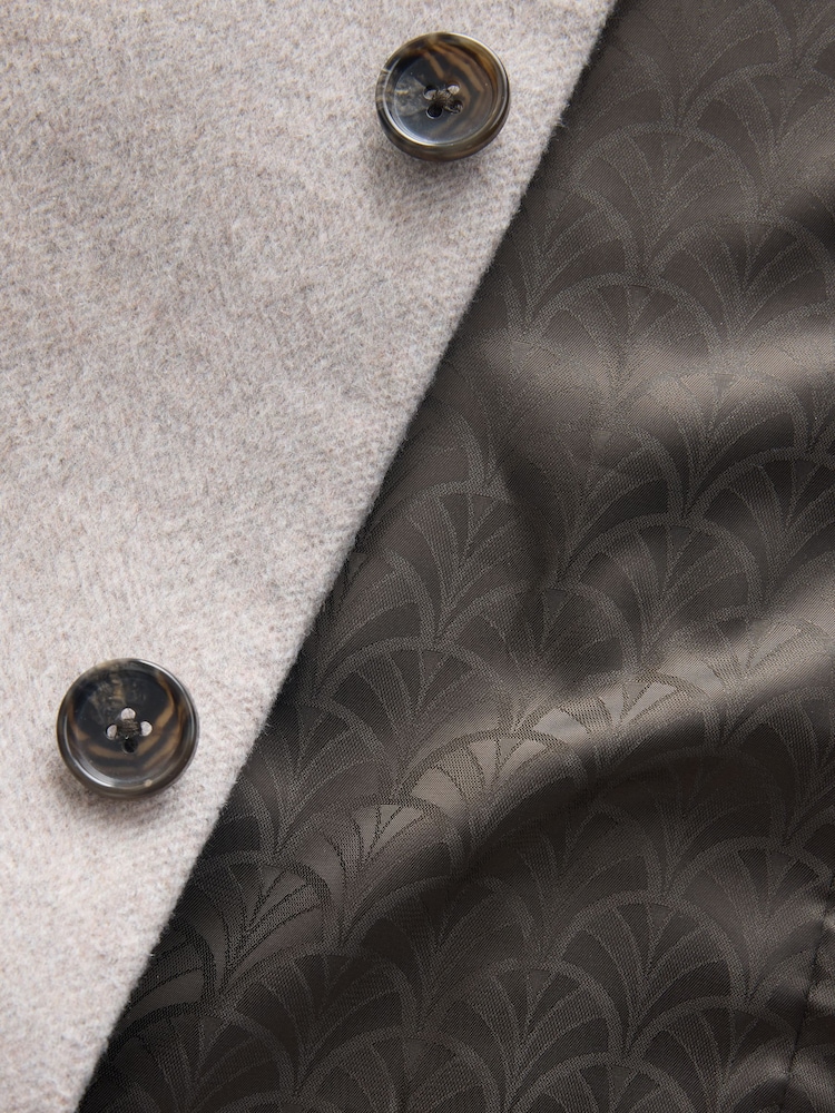 لون محايد - معطف Epsom من مزيج الصوف بنقشة متعرجة مع حواف من المخمل - صورة 11 من 11