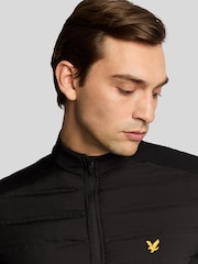 Lyle & Scott Black Hybrid Quilted Full Zip Golf Jacket - Image 4 of 5