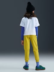 Nike White Cute Animal Graphic Print T-Shirt - Image 2 of 6