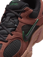 Nike Brown V5 Runner Trainers - Image 10 of 11