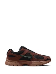 Nike Brown V5 Runner Trainers - Image 7 of 11