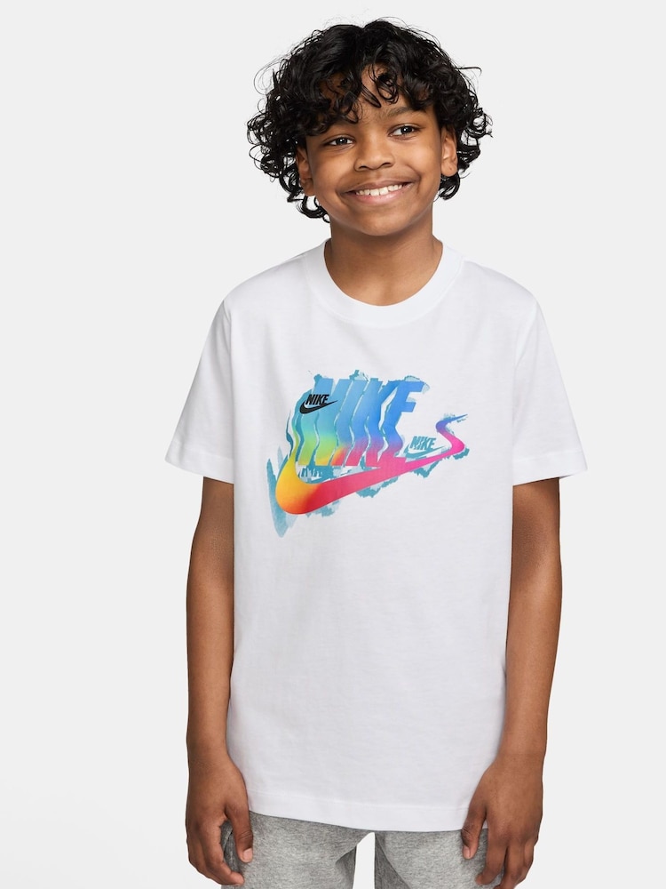 Nike White Graphic Print Logo T-Shirt - Image 1 of 3