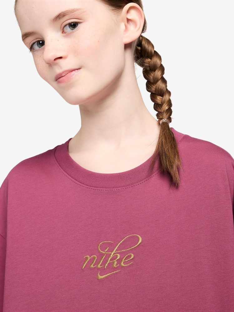 Nike Beet Pink Shine Graphic Print T-Shirt - Image 3 of 3
