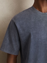 Reiss Indigo Blue Nomo Cotton Garment-Dyed Oversize T-Shirt - Image 5 of 7