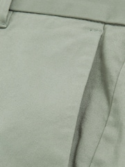 Reiss Pistachio Wicket Cotton Chino Shorts with Stretch - Image 6 of 6