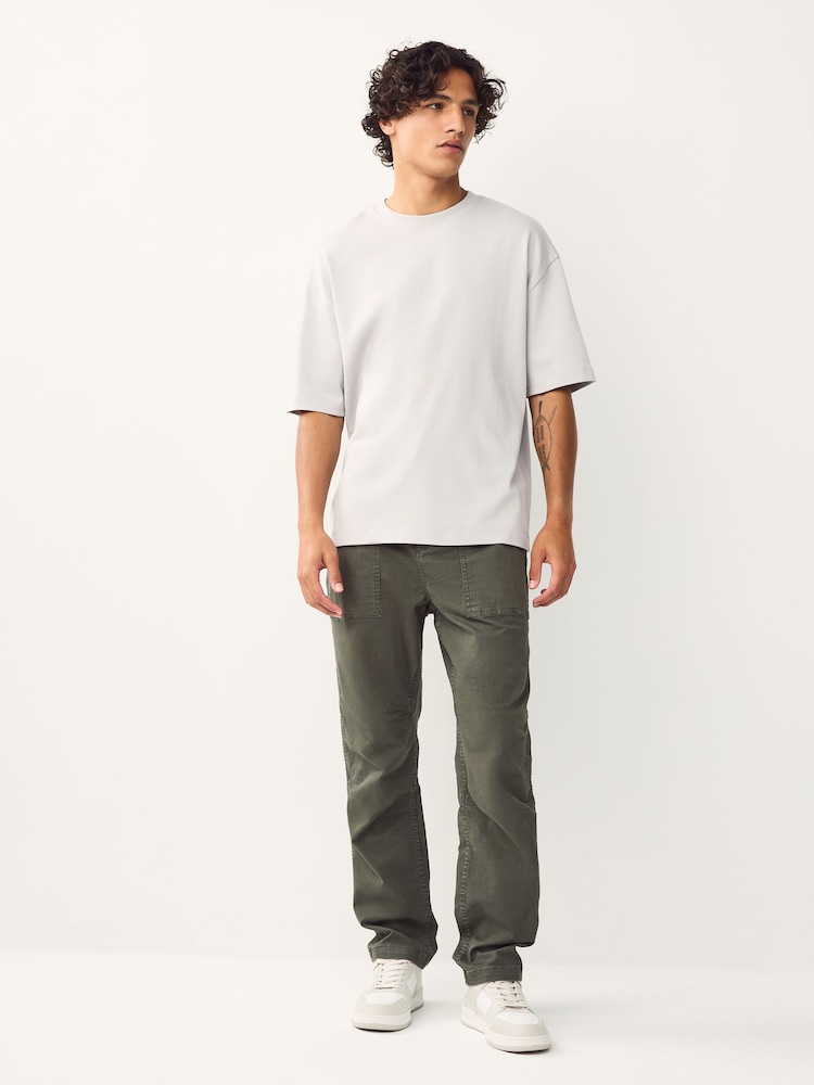 Verde caqui - Corte estándar - Authentic Cotton Rich Stretch Trousers - Imagen 2 de 10