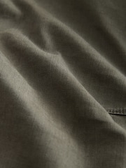 Verde caqui - Corte estándar - Authentic Cotton Rich Stretch Trousers - Imagen 7 de 10