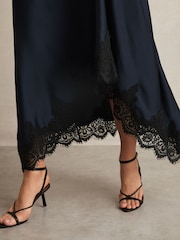 Marineblau - Reiss Anais Satin Drape Lace-Trim Dress - Bild 4 von 7