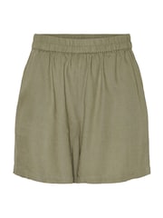 PIECES Green Relaxed Fit Elasticated Waist Linen Blend Shorts - Image 5 of 6