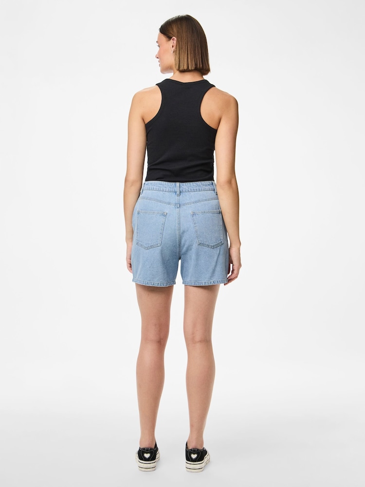PIECES Blue 100% Cotton Mid Waist Denim Shorts - Image 2 of 4