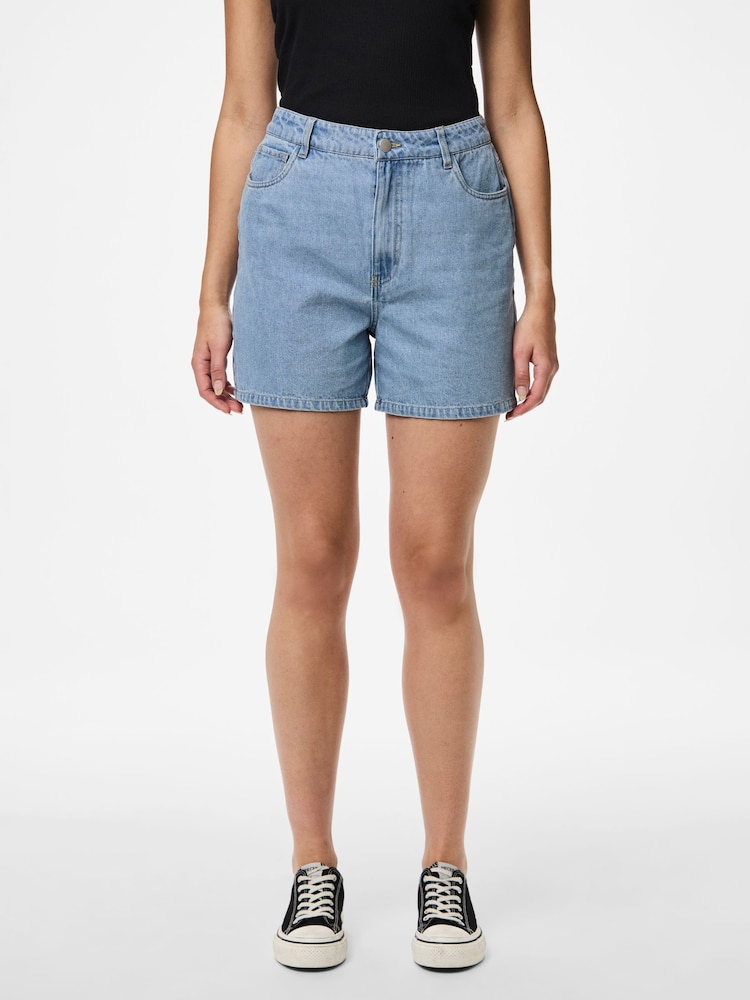PIECES Blue 100% Cotton Mid Waist Denim Shorts - Image 3 of 4