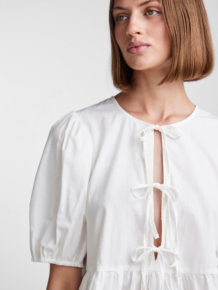 PIECES White Puff Sleeve Tie Front 100% Cotton Top - Image 4 of 4 PIECES White Puff Sleeve Tie Front 100% Cotton Top - Image 4 of 4