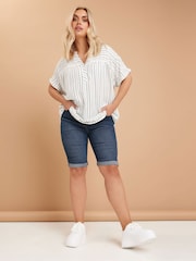 Yours Curve Light Blue Basic Denim Shorts - Image 3 of 5