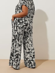 Yours Curve Black Dry Plisse Co-Ord Trousers - Image 3 of 5