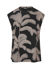 Yours Curve Black Oversized Boxy Vest - Image 5 of 5