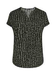 Yours Curve Green Notch Neck Textured T-Shirt - Image 5 of 5