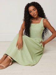 M&Co Green Petite Sleeveless Fit and Flare Dress - Image 4 of 5