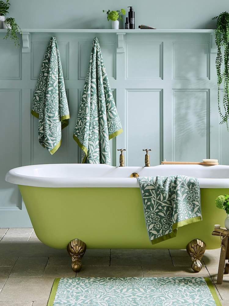 William Morris At Home Sage Michaelmas Towel - Image 1 of 6