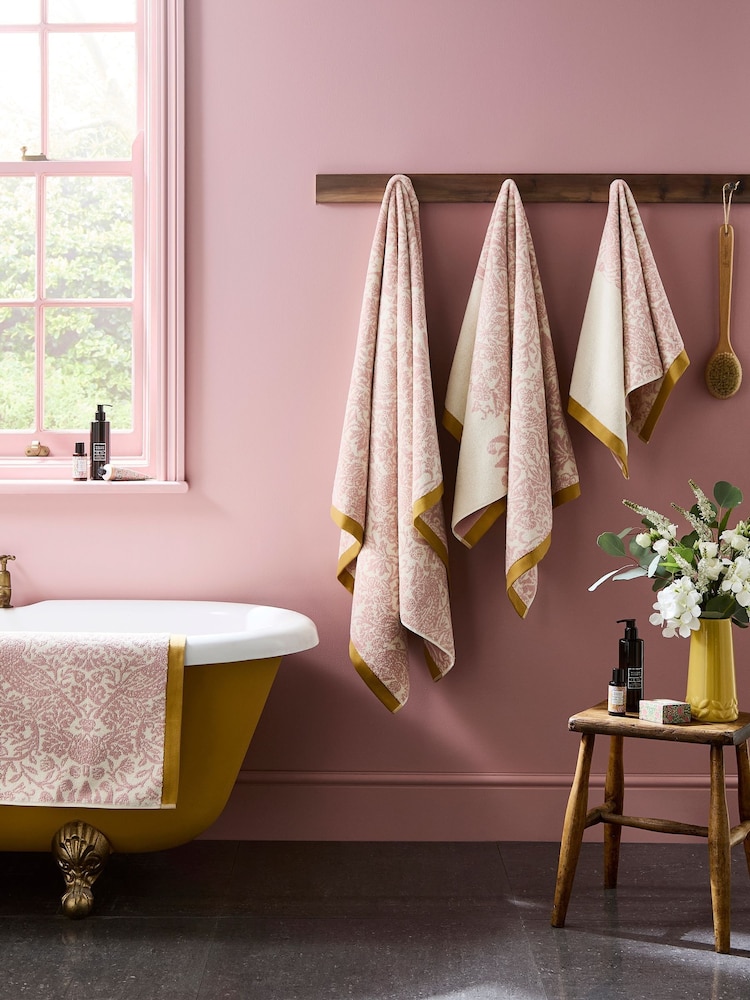 William Morris At Home Plaster Pink Strawberry Thief Towel - Image 1 of 6