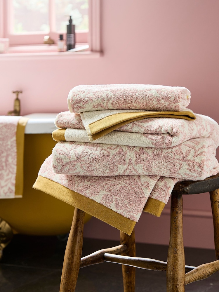 William Morris At Home Plaster Pink Strawberry Thief Towel - Image 2 of 6