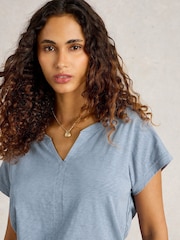 Azul - Camiseta con muesca en el cuello Nelly de White Stuff - Imagen 4 de 6