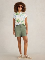Pantalones cortos de estilo combate Mollie de White Stuff - Imagen 1 de 6