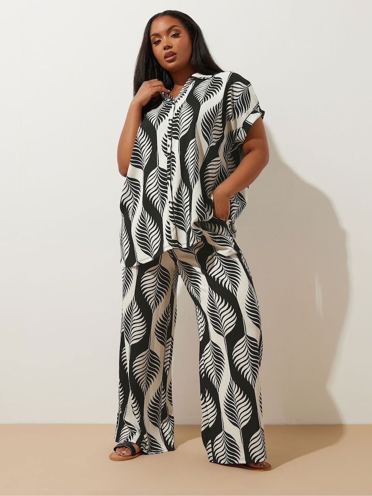 Negro - Yours Curve Textured Co-Ord Trousers - Imagen 1 de 6 Negro - Yours Curve Textured Co-Ord Trousers - Imagen 1 de 6