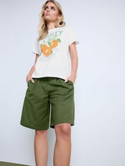 PixieGirl Petite Green Knee Shorts Contains Linen - Image 4 of 5