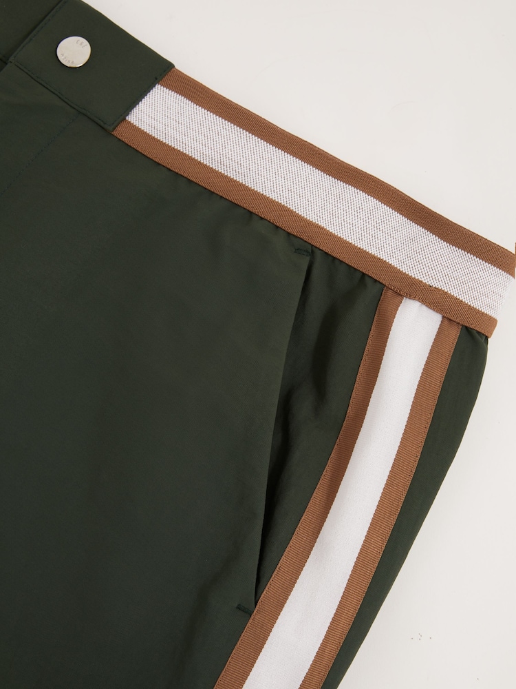 Verde pino - Reiss Baller Reiss | Ché Stripe-Trim Swim Shorts - Imagen 5 de 5