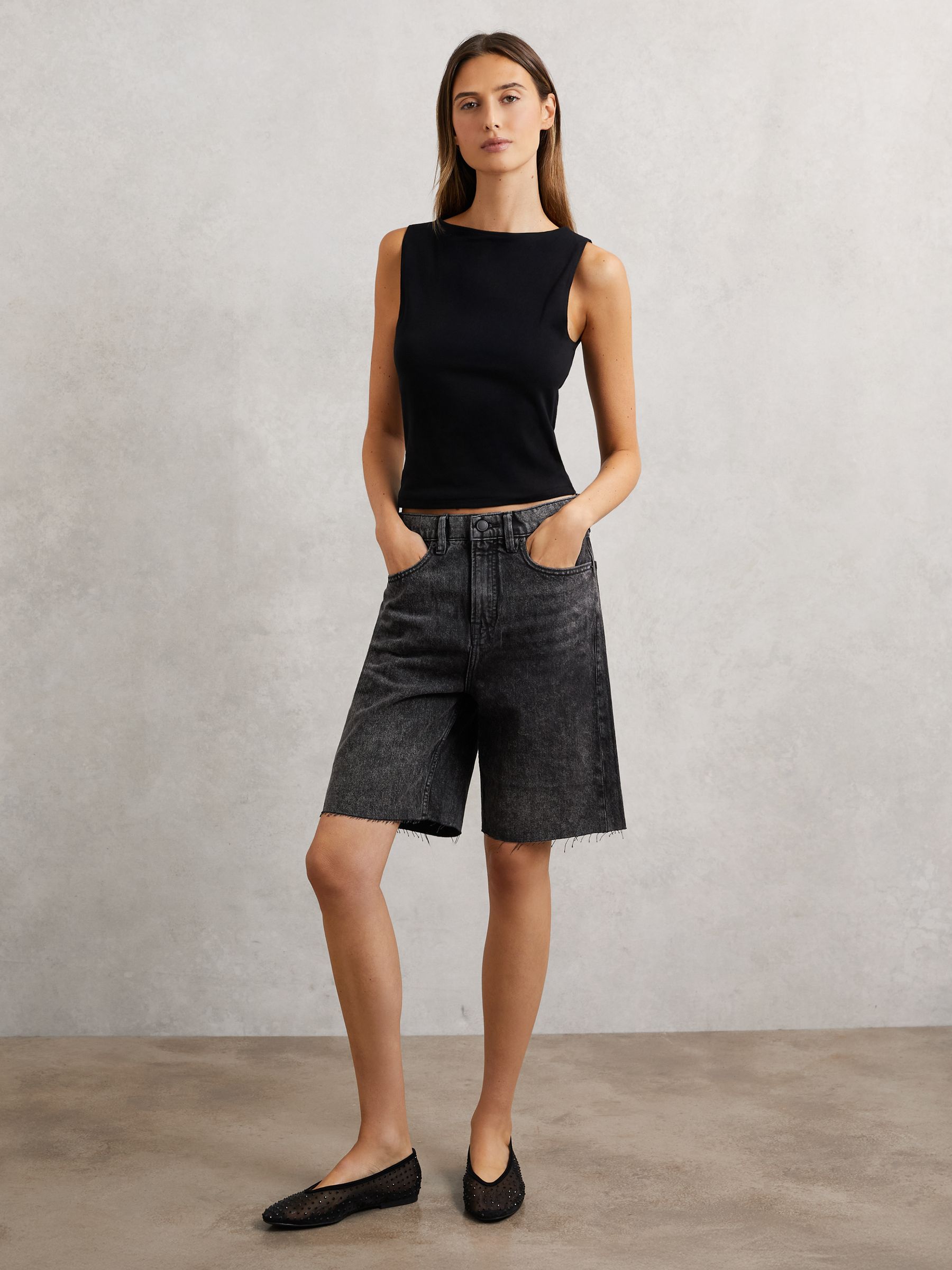 Good American Black Shorts In Black