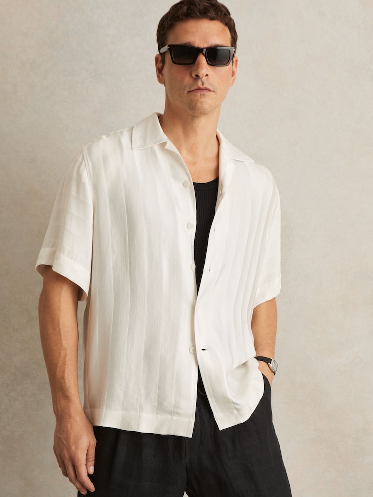Reiss White Melba Jacquard Stripe Cuban Collar Shirt - Image 1 of 5