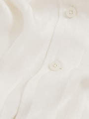 Reiss White Melba Jacquard Stripe Cuban Collar Shirt - Image 5 of 5