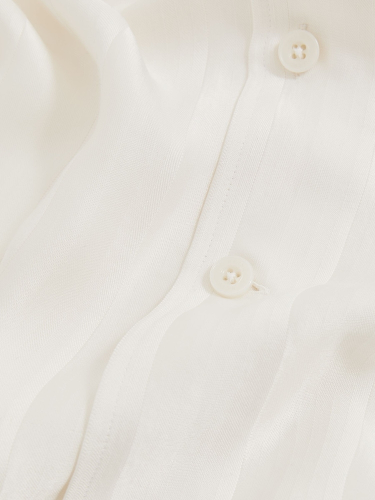 Reiss White Melba Jacquard Stripe Cuban Collar Shirt - Image 5 of 5