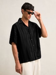 Reiss Black Melba Jacquard Stripe Cuban Collar Shirt - Image 6 of 7
